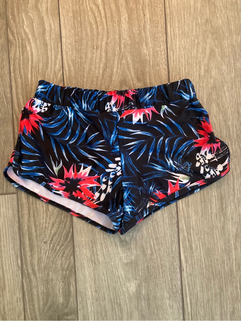 SHEIN Floral Swim Shorts with Tropical Print